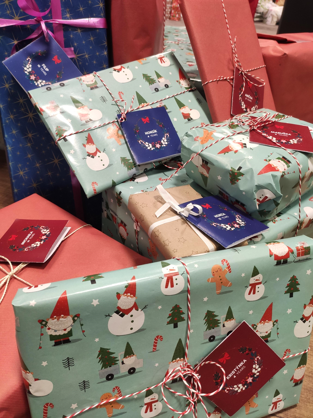 Christmas Help to Children in Need